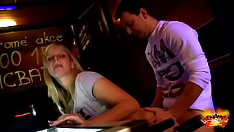 Video Teen Amite 2011 V Plném Hd Představuje Evropskou Kočku Anální Sex V Herně