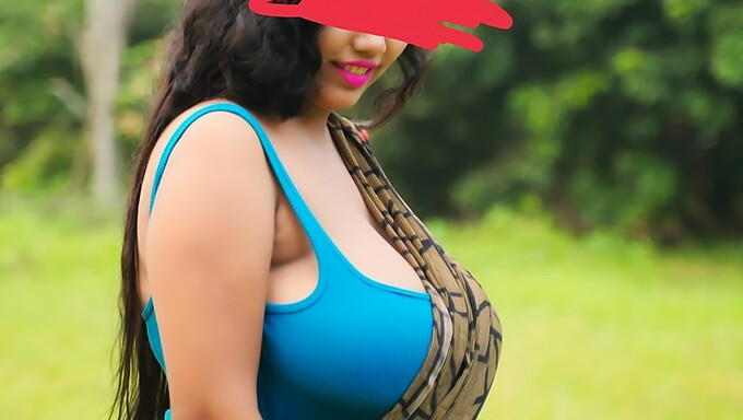 Mama Indiană De 18 Ani Primește Deepthroat Și Creampie De La Mătușa Desi Păroasă