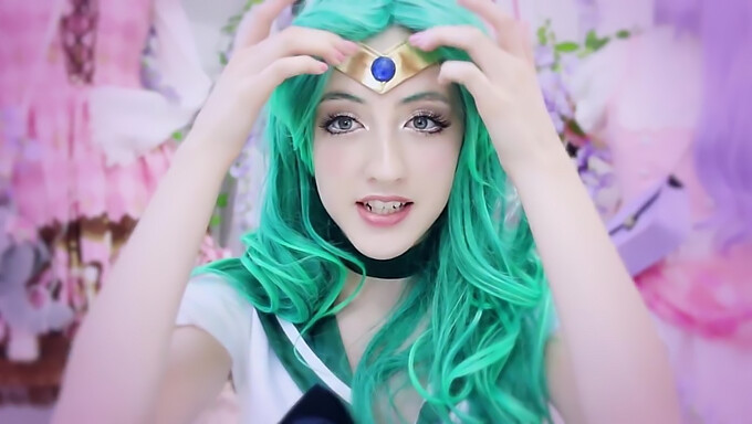 Sailor Neptune Cosplay Prend Une Chevauchée